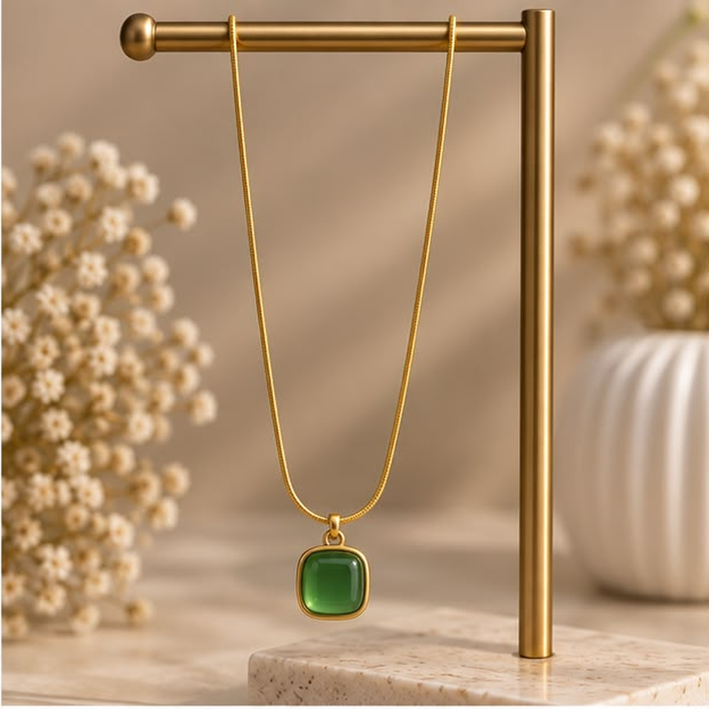 Emerald Muse Necklace