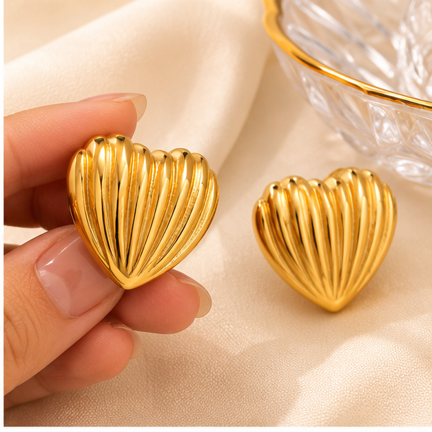 Golden Heartline Earrings