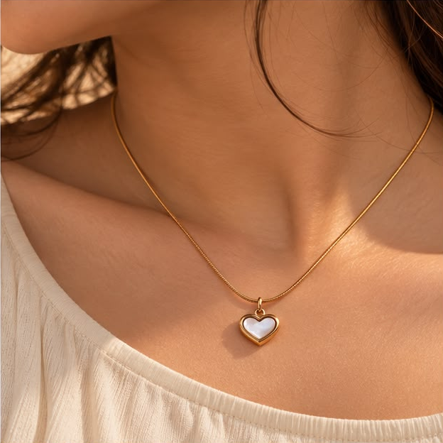 Pearl Heart Glow Necklace
