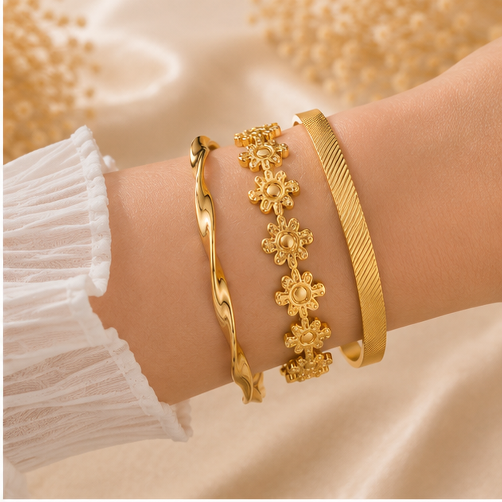 Aurelia Floral Bracelet Set