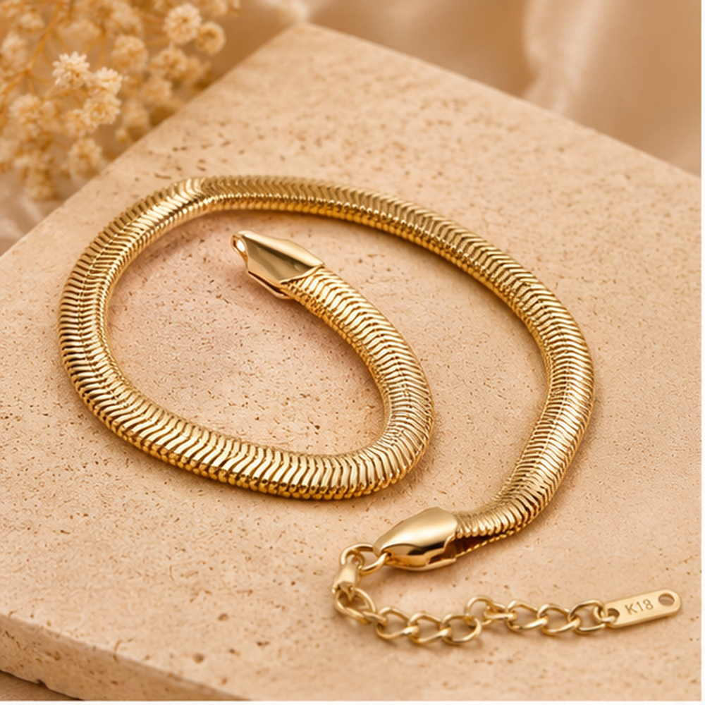 Aurelia Wave Bracelet