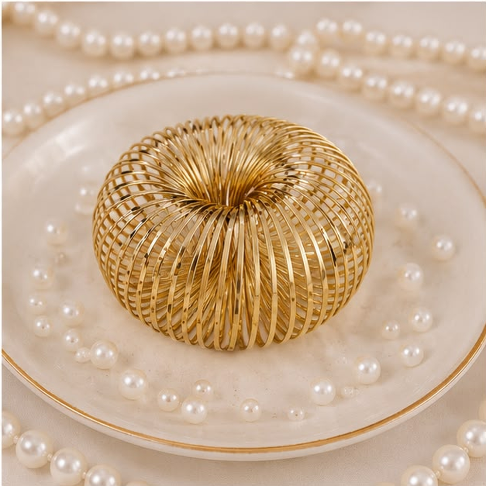 Elysia Spiral Cuff