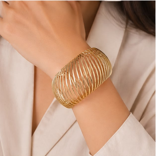 Elysia Spiral Cuff