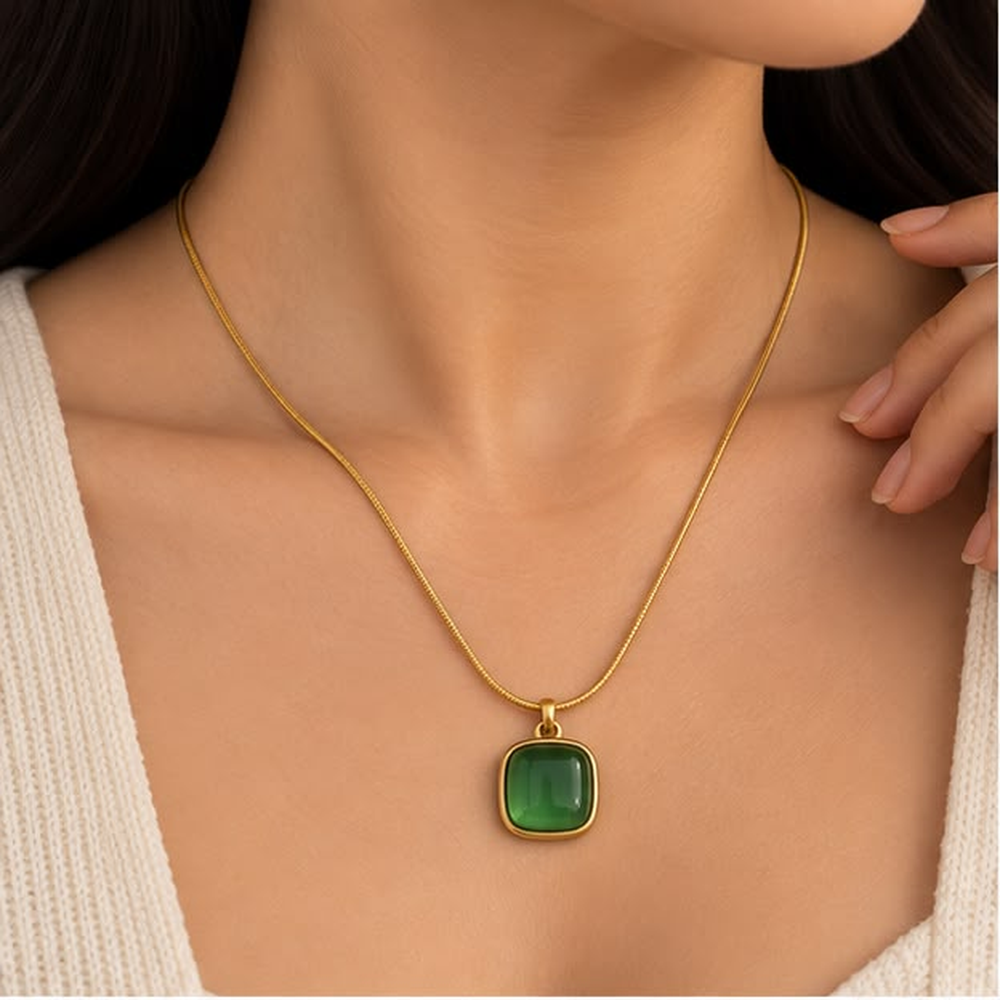 Emerald Muse Necklace