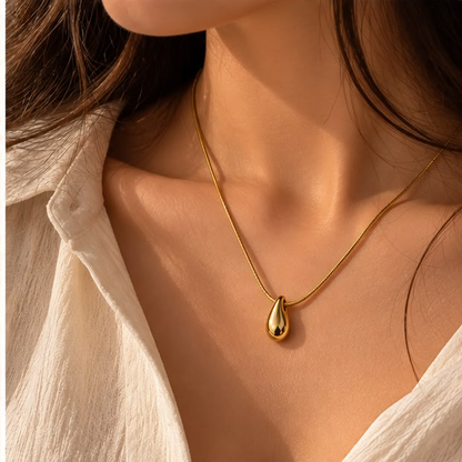Golden Teardrop Pendant Necklace