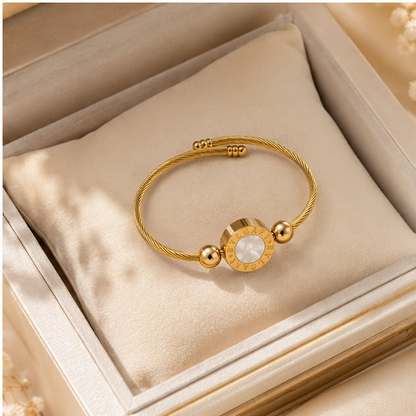 Luna Pearl Halo Bracelet