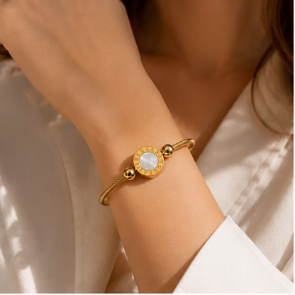 Luna Pearl Halo Bracelet