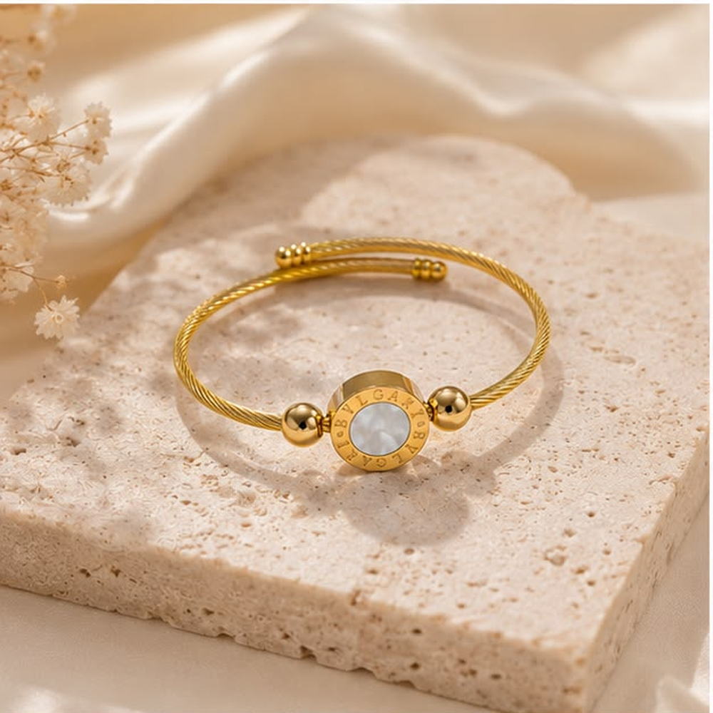 Luna Pearl Halo Bracelet