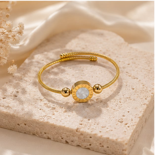 Luna Pearl Halo Bracelet