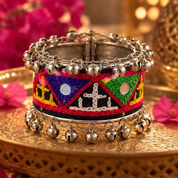 Navrang Tribal Kada