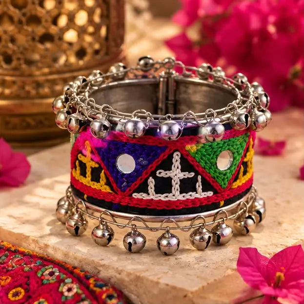 Navrang Tribal Kada