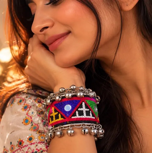 Navrang Tribal Kada
