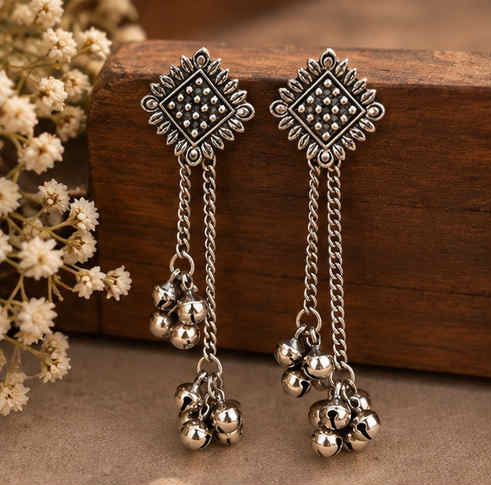 Noor Ghungroo Chain Earrings