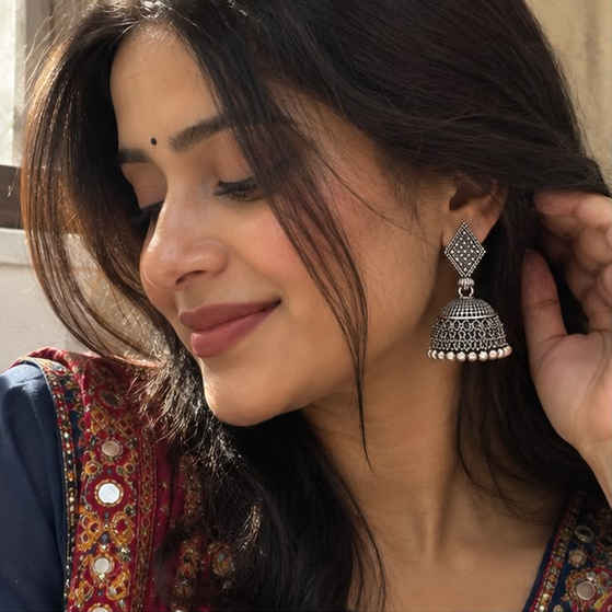 Noorika Dome Jhumkas