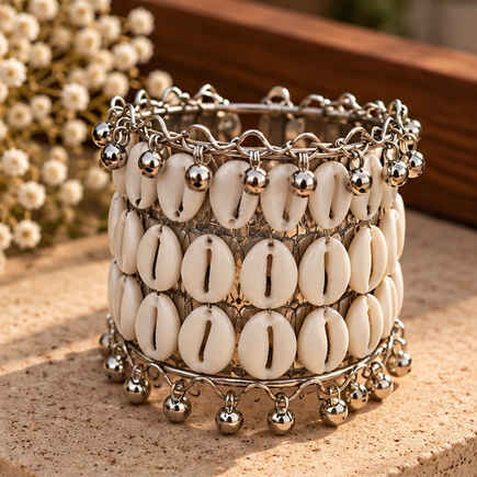 Pearl Royale Shell Kada
