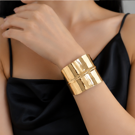 Sculpted Gold Cuff