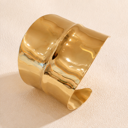 Sculpted Gold Cuff