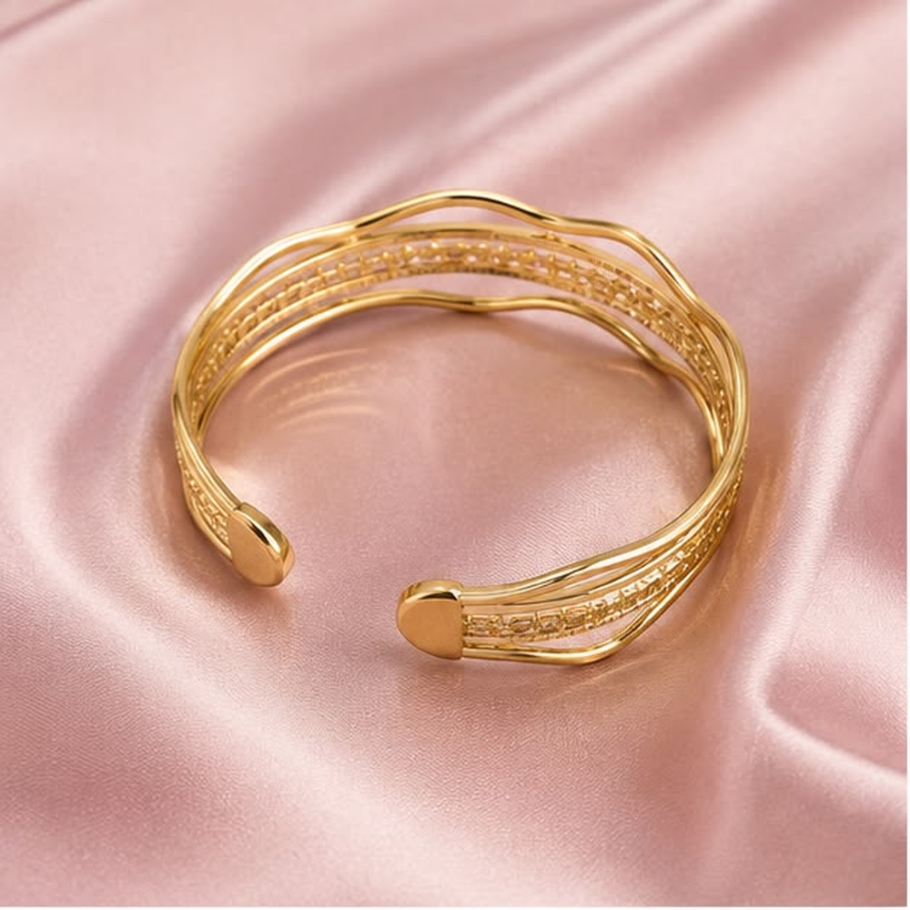 Seraphine Wave Bracelet