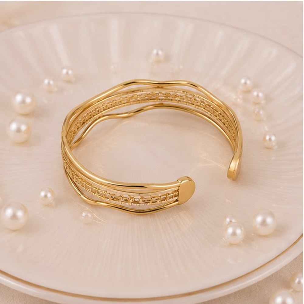 Seraphine Wave Bracelet