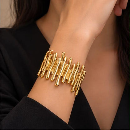 Serena Sculpt Cuff