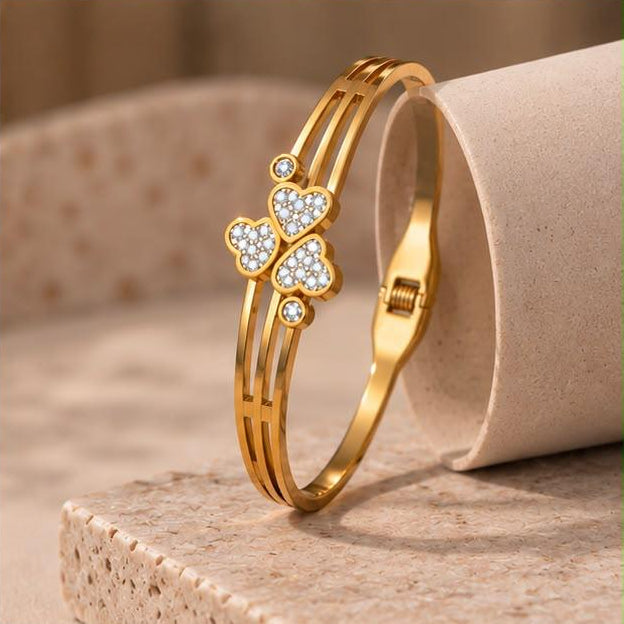 Triple-heart crystal Bracelet