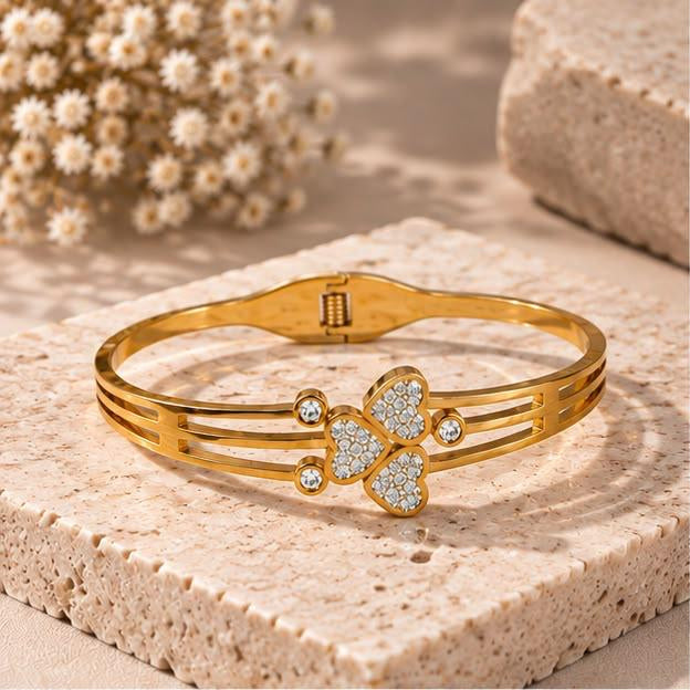 Triple-heart crystal Bracelet