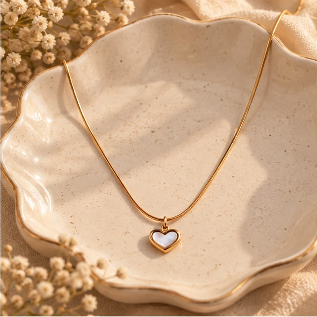 Pearl Heart Glow Necklace